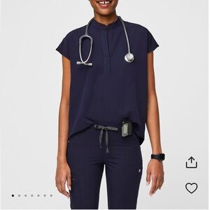 Figs Rafaela Oversized Scrub Top
